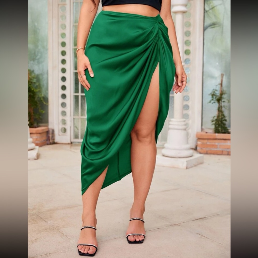 New SHEIN drape skirt! Never worn.